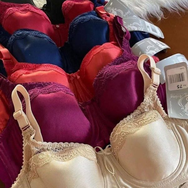 سوتین پرسی فنردار آوینا